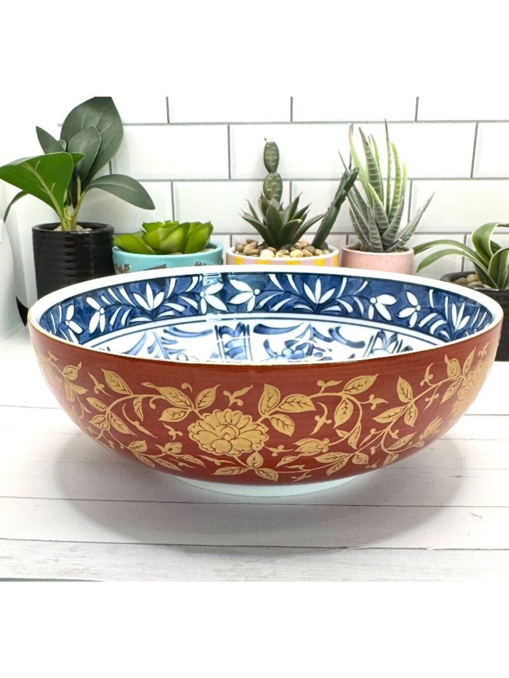 Vintage Arita Bowl With Intricate Design Gold Accents Mark Of The Daikichi Kiln